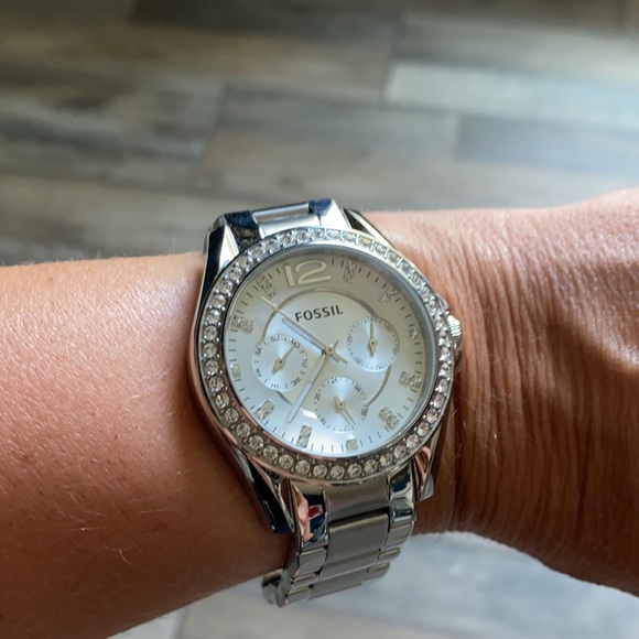 Fossil Ladies Watch - Picture 4 of 5